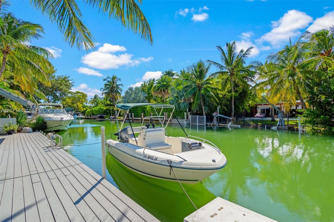 For Sale: $2,670,000 (4 beds, 3 baths, 2496 Square Feet)
