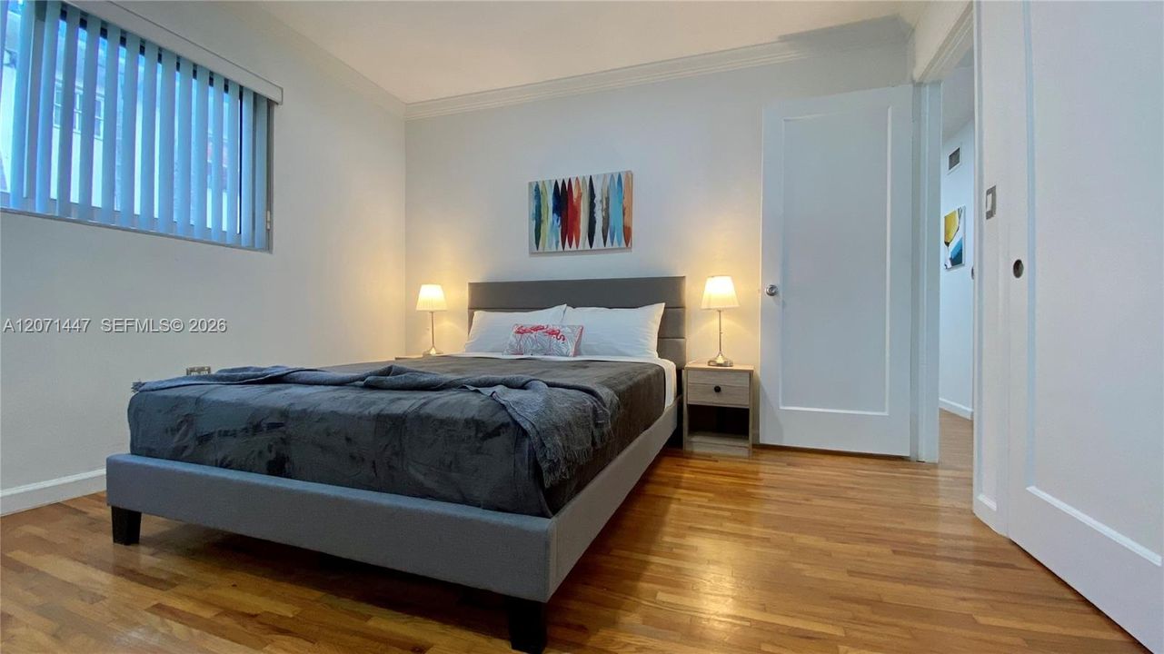 For Rent: $2,700 (2 beds, 1 baths, 3360 Square Feet)