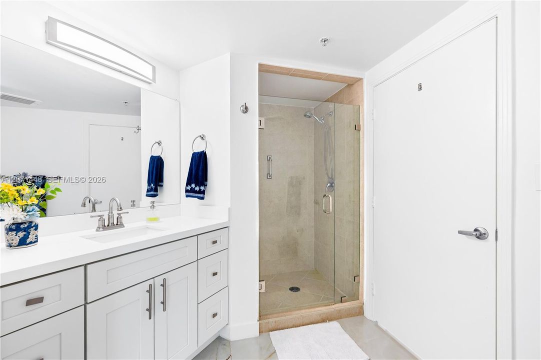 For Sale: $549,900 (2 beds, 2 baths, 1467 Square Feet)