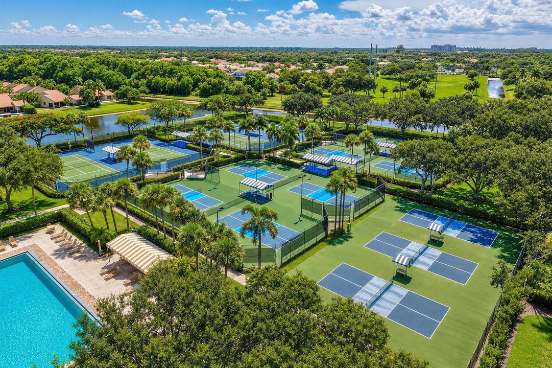 Tennis & Pickleball Courts
