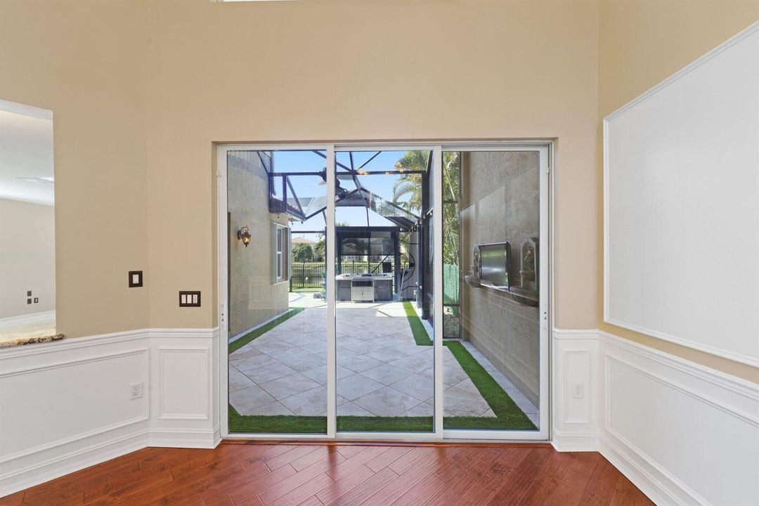 8160 Cantabria Falls Dr - 9.jpg-SMALL