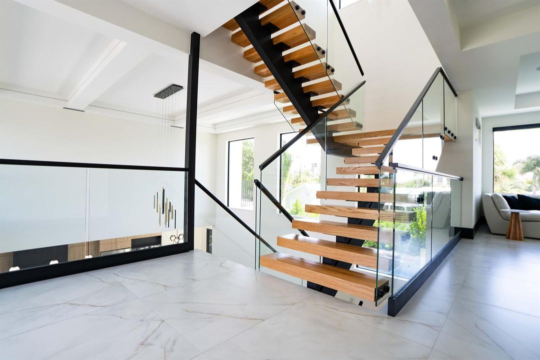 2nd floor landing
