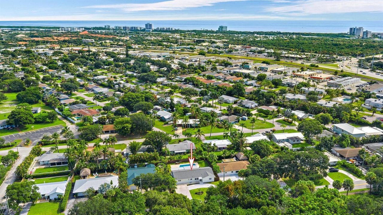 109 E Riverside Dr-33