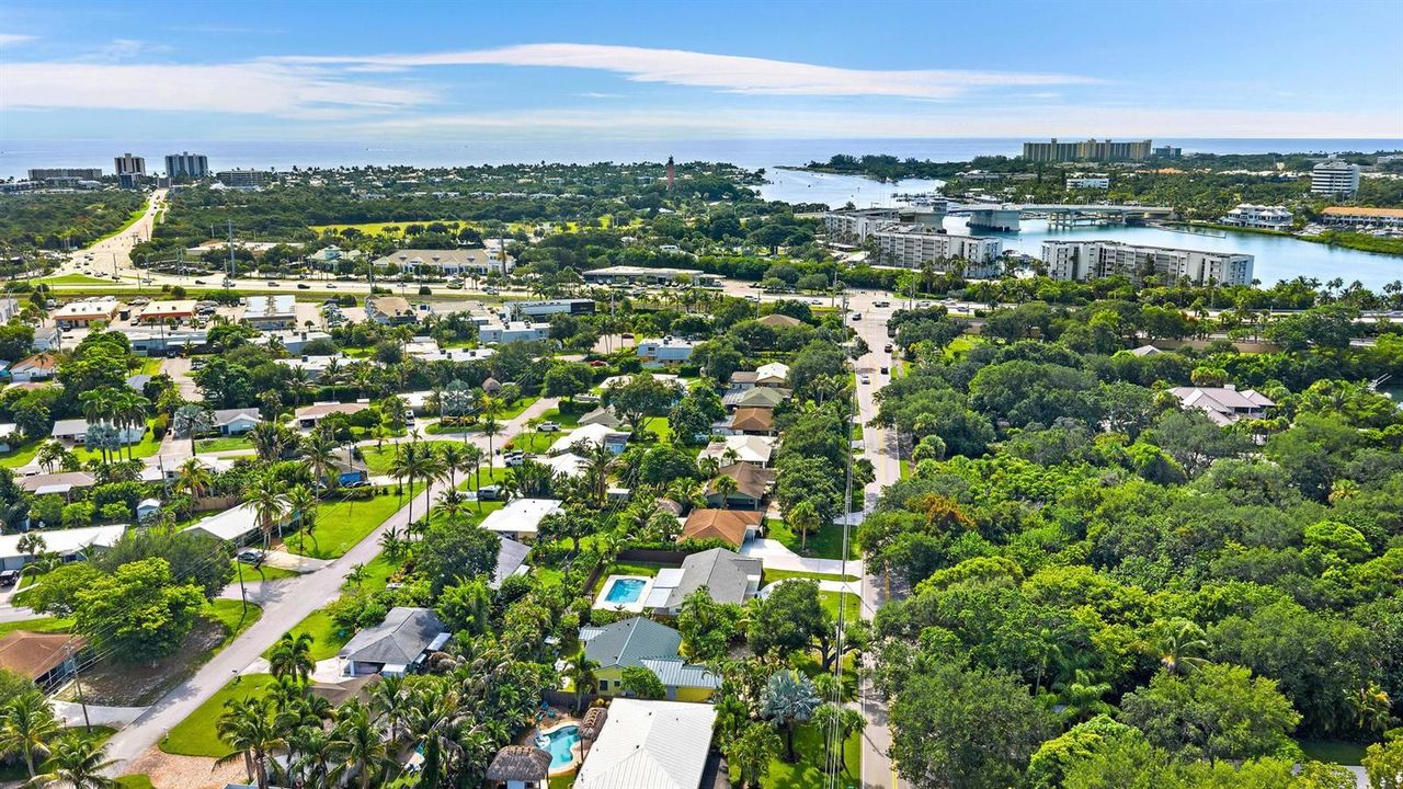 109 E Riverside Dr-27