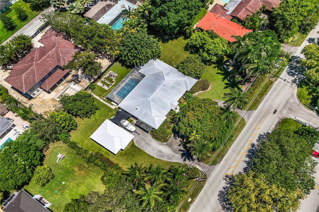 For Sale: $4,455,000 (4 beds, 3 baths, 3450 Square Feet)