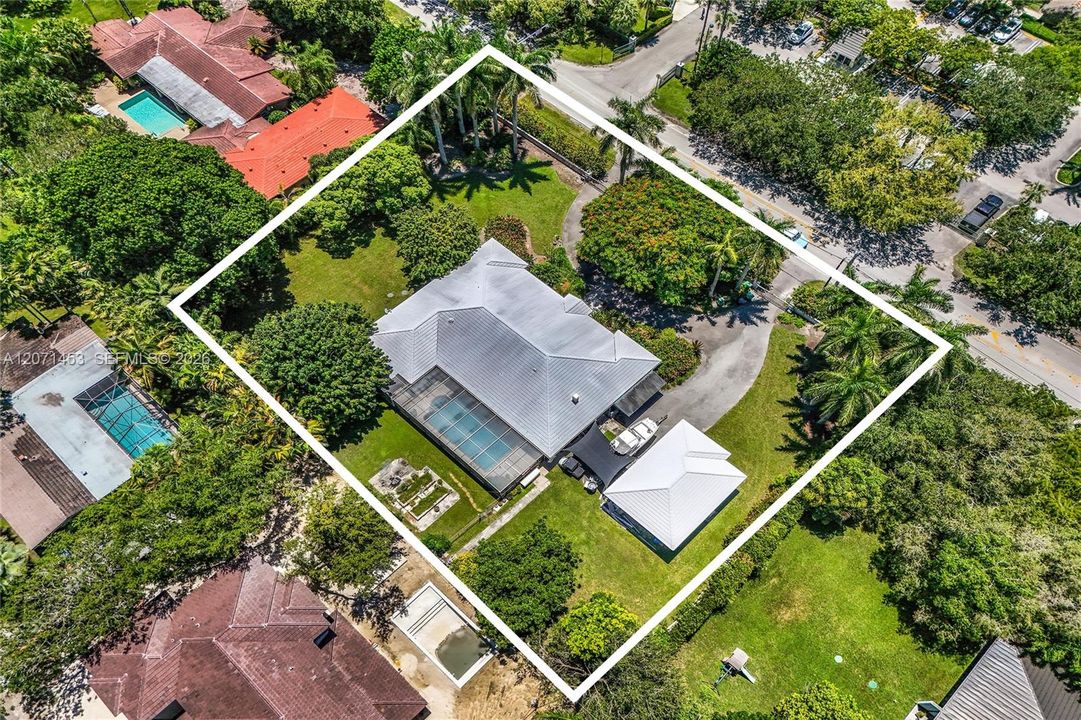 For Sale: $4,455,000 (4 beds, 3 baths, 3450 Square Feet)