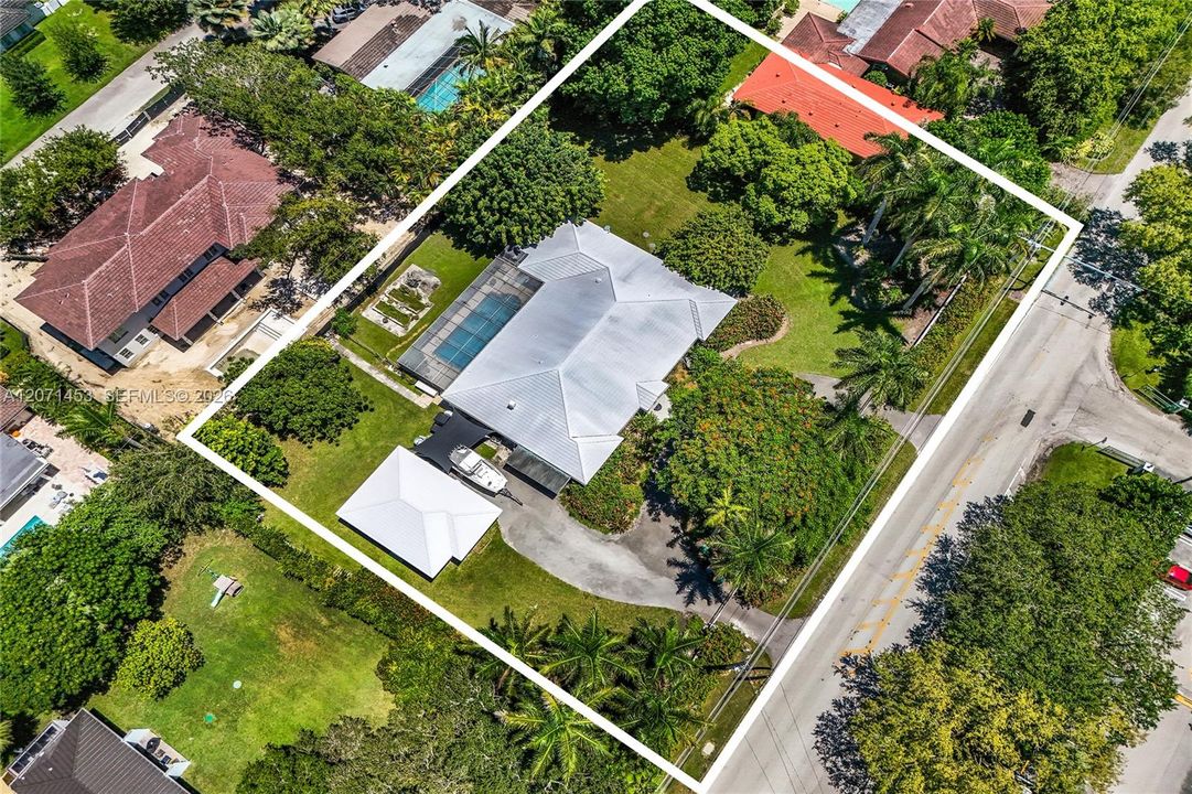 For Sale: $4,455,000 (4 beds, 3 baths, 3450 Square Feet)