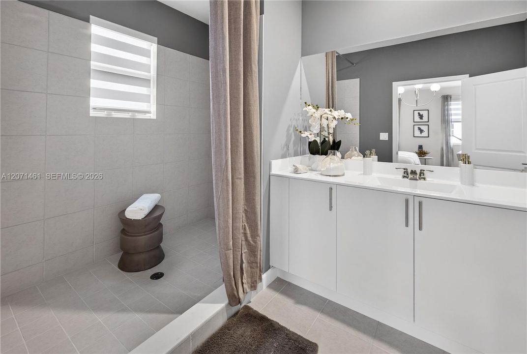 For Sale: $699,990 (5 beds, 3 baths, 2987 Square Feet)