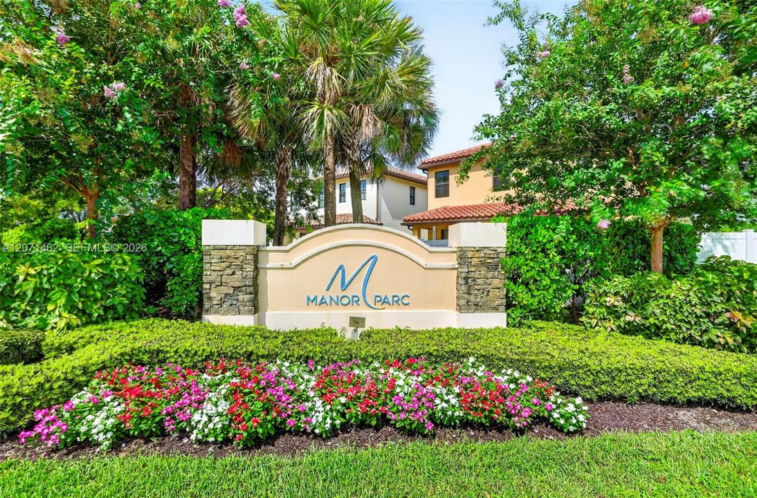 Active With Contract: $3,500 (3 beds, 2 baths, 1627 Square Feet)
