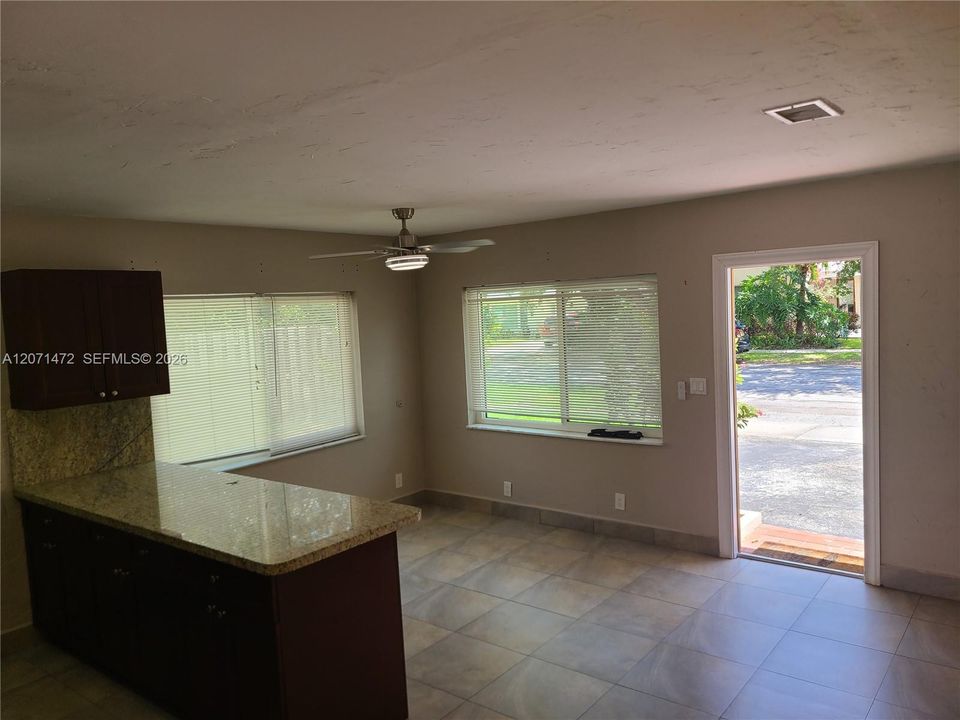 For Rent: $2,200 (2 beds, 2 baths, 1200 Square Feet)