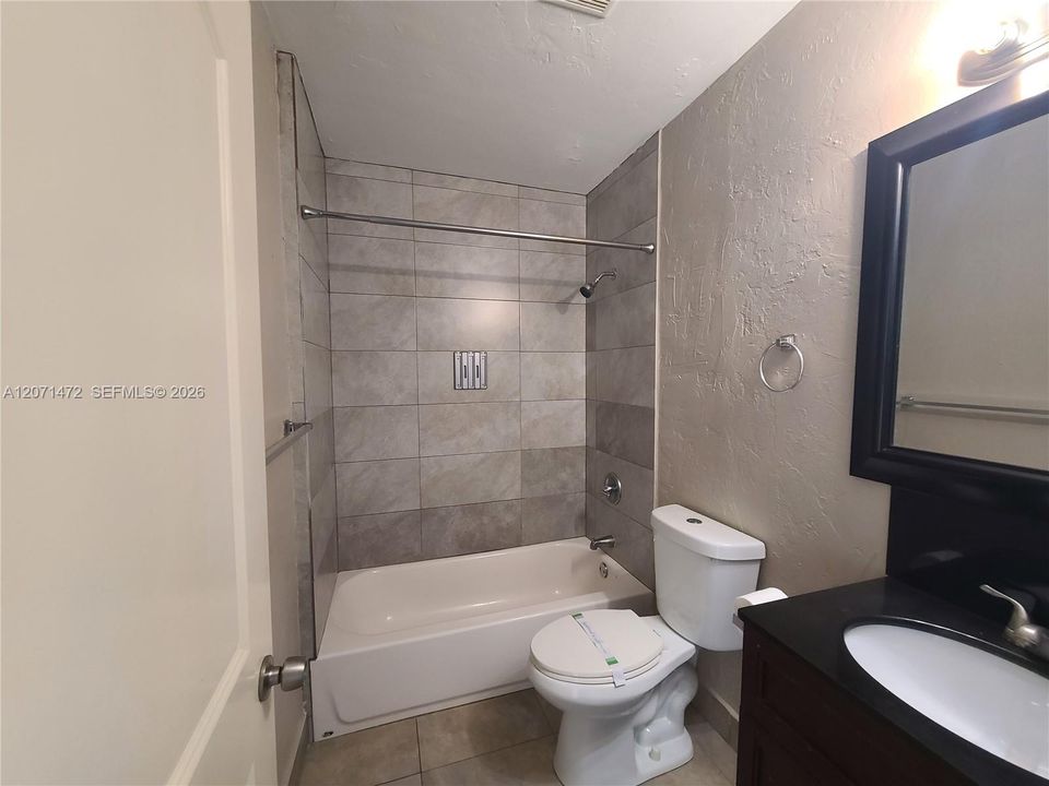 For Rent: $2,200 (2 beds, 2 baths, 1200 Square Feet)