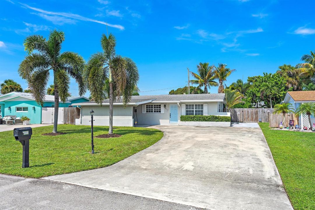 511 Ivy Ave-21
