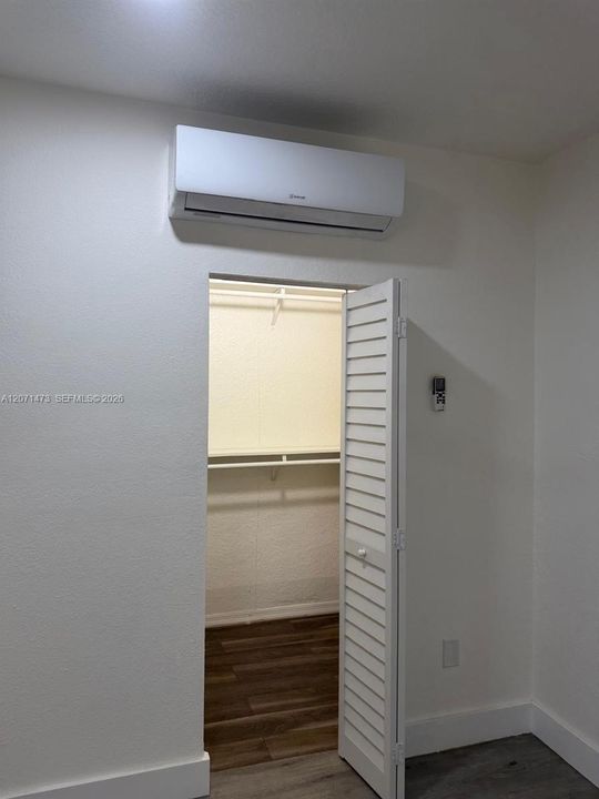 En Renta: $1,300 (1 camas, 1 baños, 1786 Pies cuadrados)