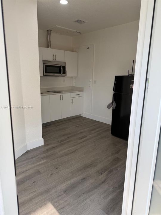 En Renta: $1,300 (1 camas, 1 baños, 1786 Pies cuadrados)