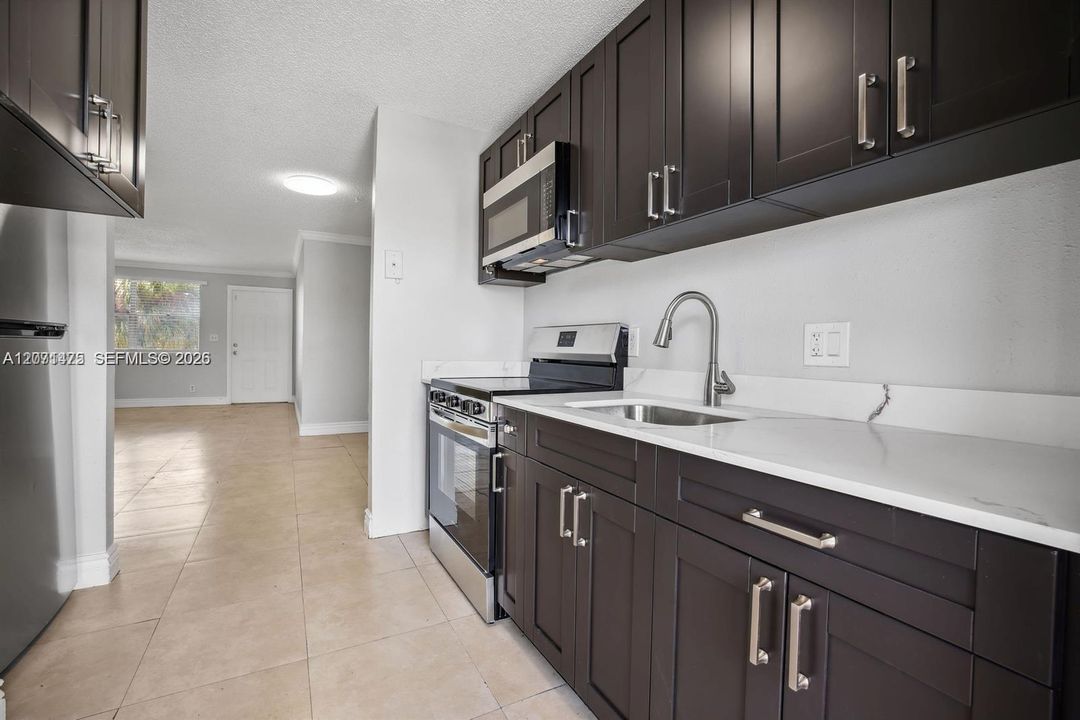 For Sale: $219,900 (3 beds, 2 baths, 1120 Square Feet)