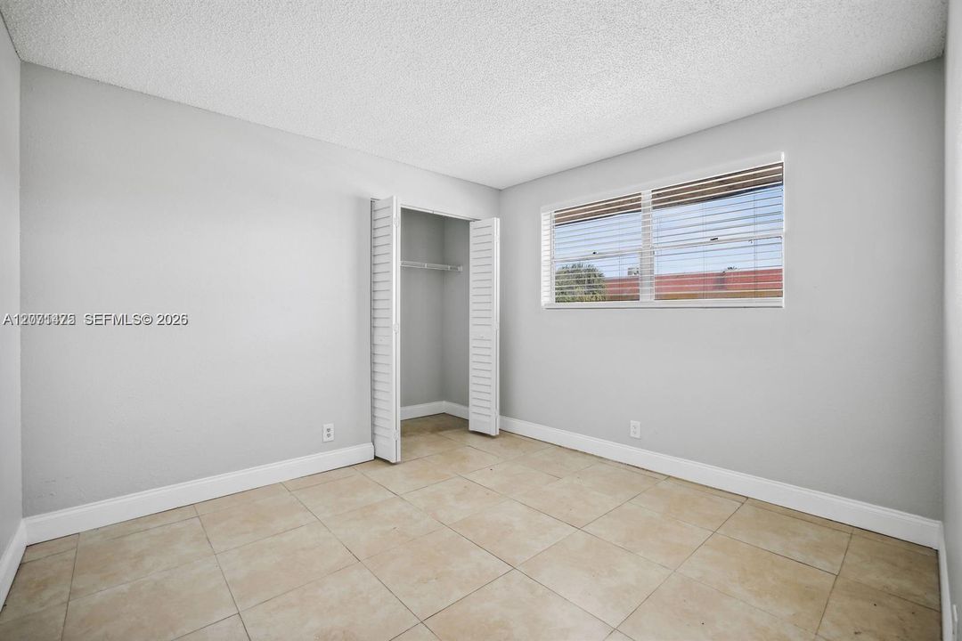 For Sale: $219,900 (3 beds, 2 baths, 1120 Square Feet)