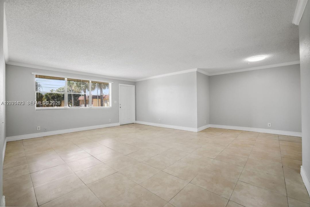 For Sale: $219,900 (3 beds, 2 baths, 1120 Square Feet)