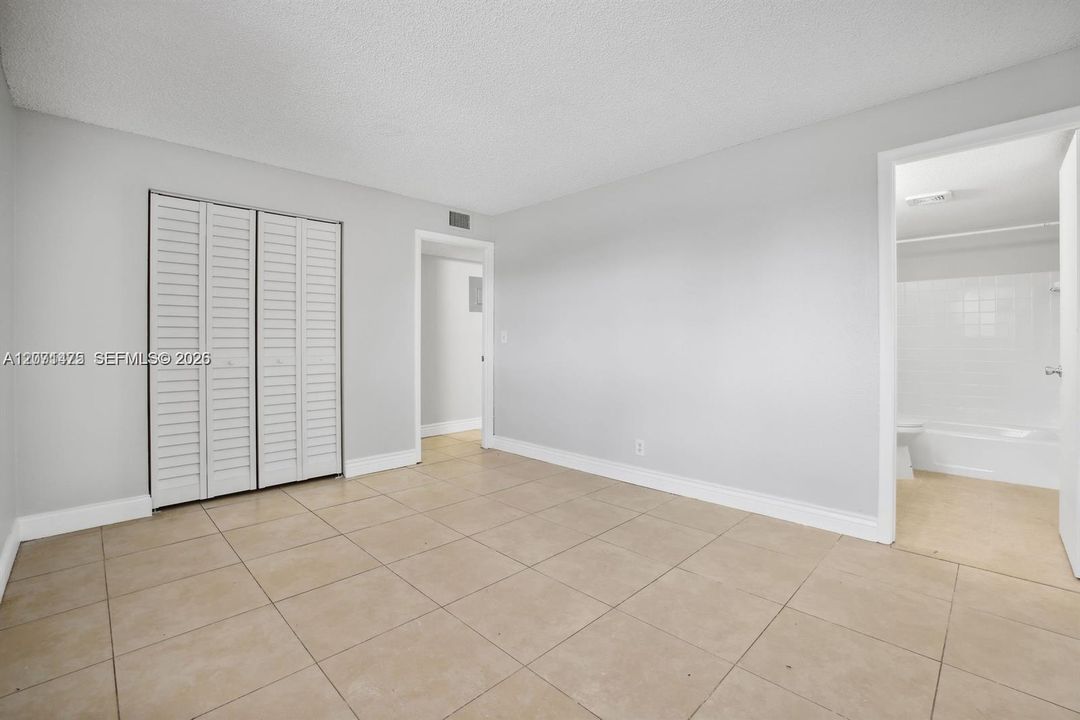 For Sale: $219,900 (3 beds, 2 baths, 1120 Square Feet)