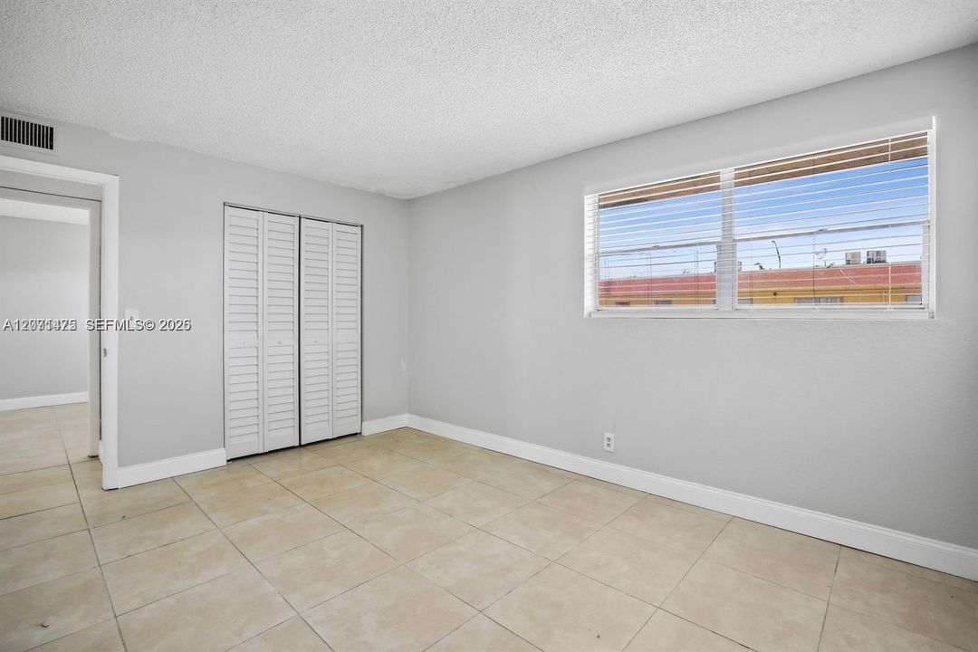 For Sale: $219,900 (3 beds, 2 baths, 1120 Square Feet)