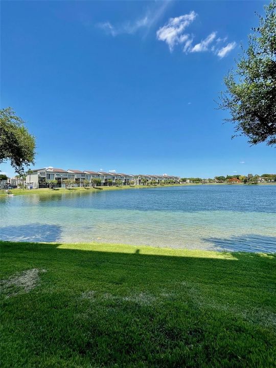 For Rent: $2,150 (1 beds, 1 baths, 898 Square Feet)