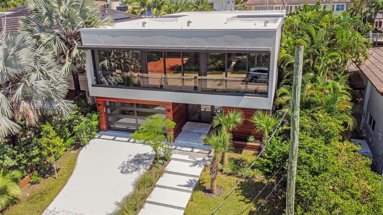 En Venta: $6,450,000 (4 camas, 5 baños, 3949 Pies cuadrados)