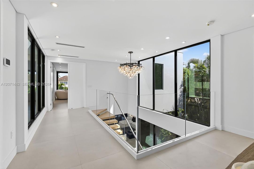 En Venta: $6,450,000 (4 camas, 5 baños, 3949 Pies cuadrados)