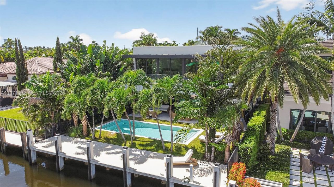 En Venta: $6,450,000 (4 camas, 5 baños, 3949 Pies cuadrados)