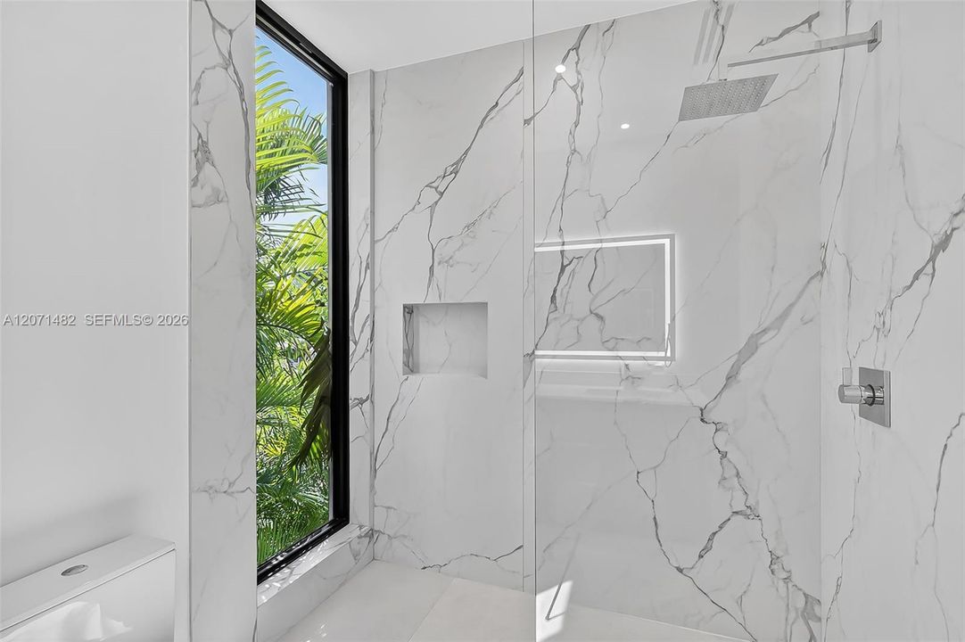 En Venta: $6,450,000 (4 camas, 5 baños, 3949 Pies cuadrados)