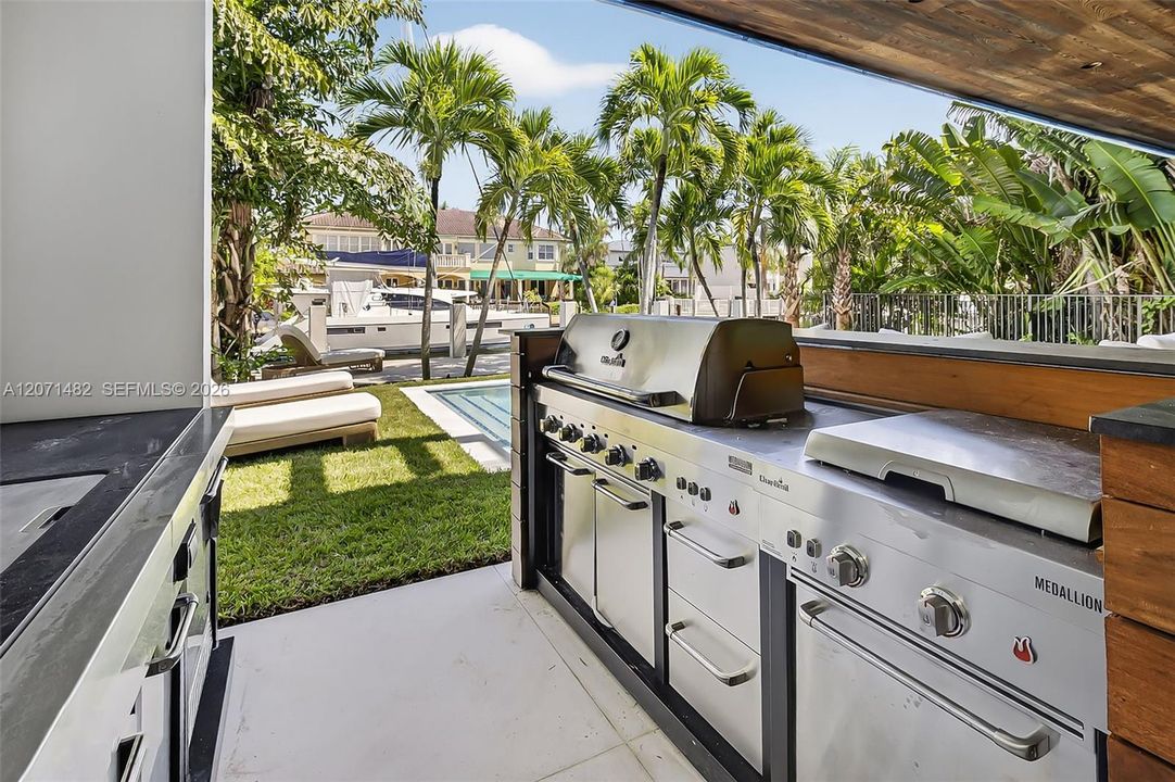 En Venta: $6,450,000 (4 camas, 5 baños, 3949 Pies cuadrados)