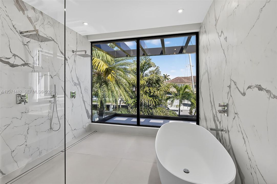 En Venta: $6,450,000 (4 camas, 5 baños, 3949 Pies cuadrados)