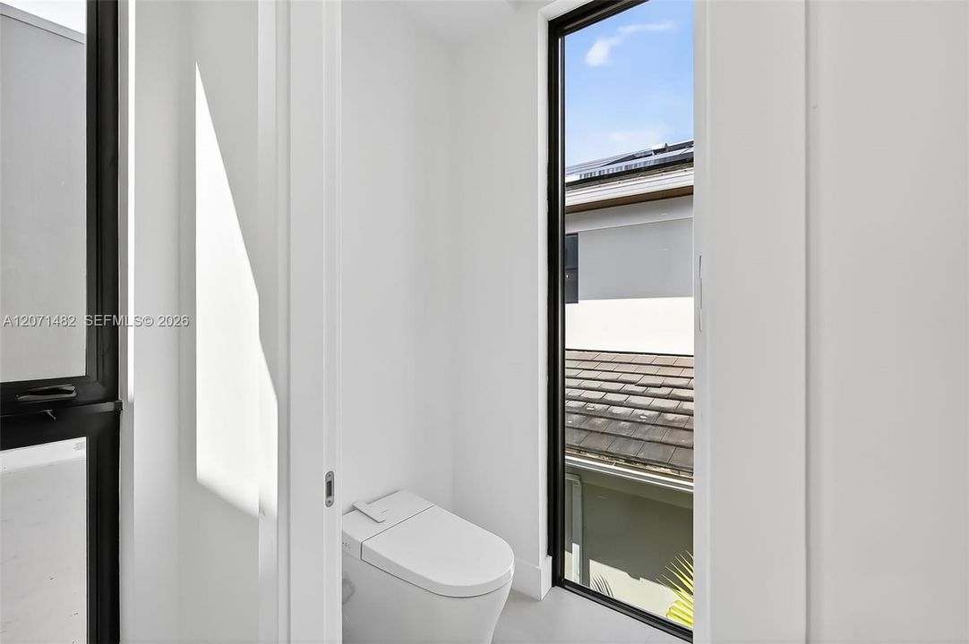 En Venta: $6,450,000 (4 camas, 5 baños, 3949 Pies cuadrados)