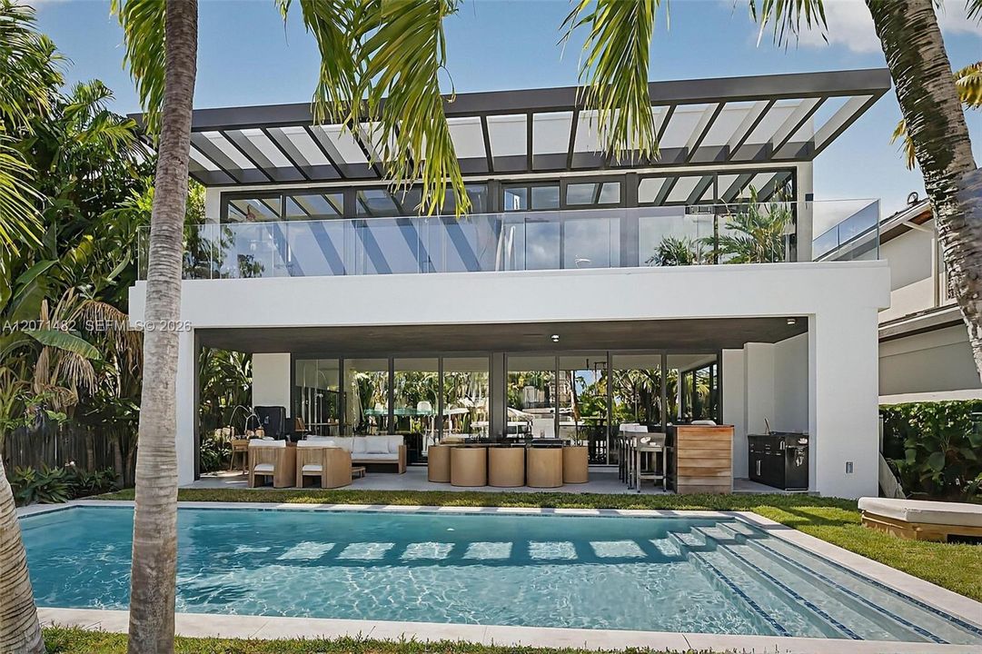 En Venta: $6,450,000 (4 camas, 5 baños, 3949 Pies cuadrados)