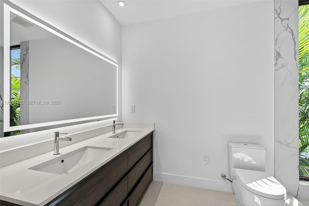 En Venta: $6,450,000 (4 camas, 5 baños, 3949 Pies cuadrados)