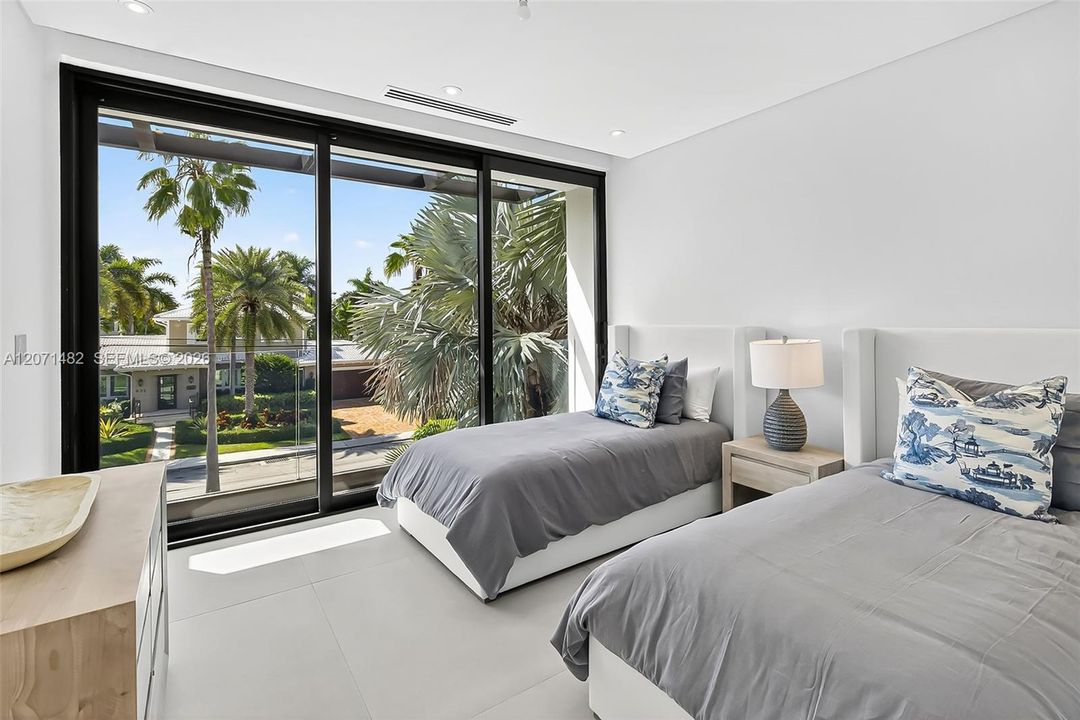 En Venta: $6,450,000 (4 camas, 5 baños, 3949 Pies cuadrados)
