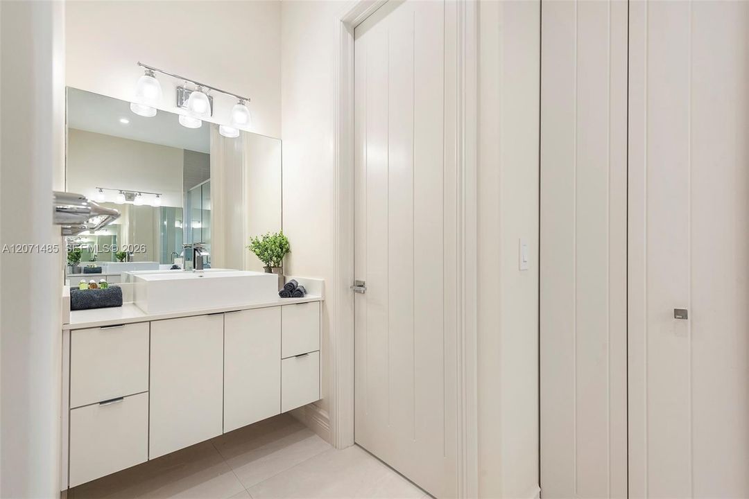 For Sale: $2,300,000 (5 beds, 3 baths, 2954 Square Feet)