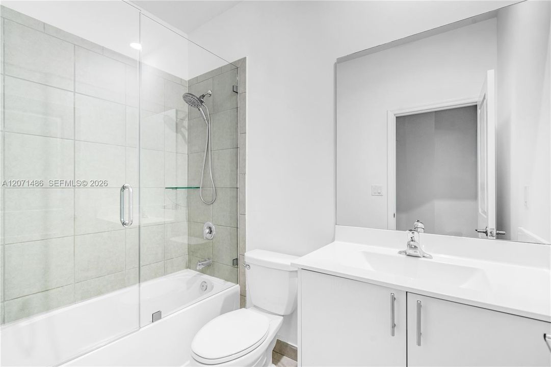 For Sale: $499,000 (3 beds, 2 baths, 1827 Square Feet)