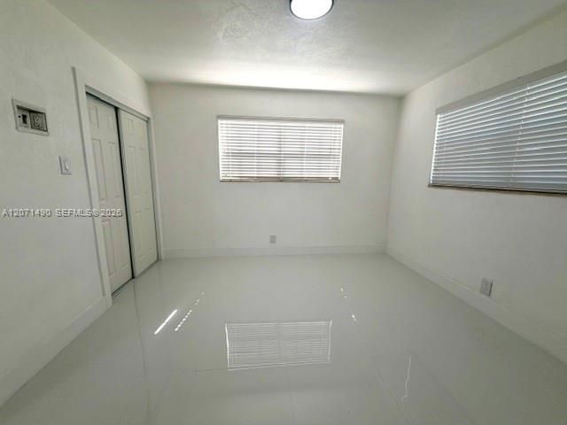 For Sale: $729,000 (6 beds, 3 baths, 2318 Square Feet)