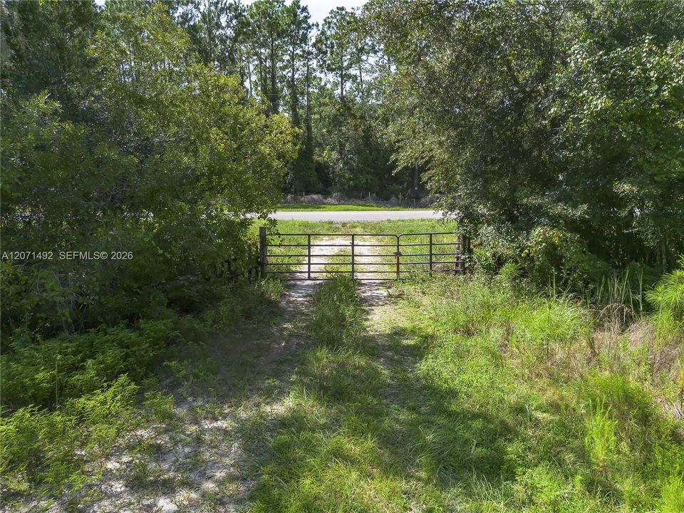 待售: $50,000 (0.51 acres)