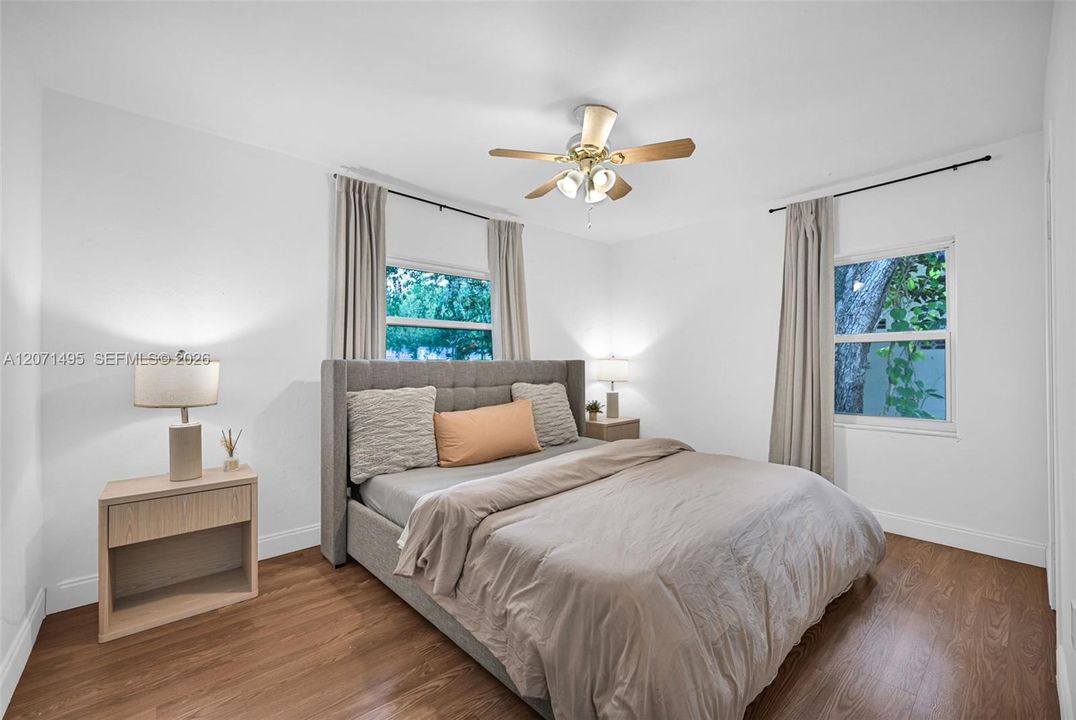 For Rent: $4,900 (3 beds, 2 baths, 1496 Square Feet)