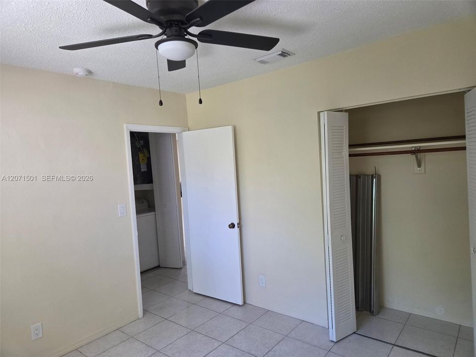 For Rent: $2,100 (2 beds, 1 baths, 850 Square Feet)