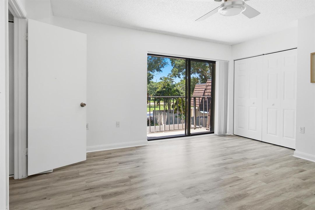 7224-72ND-WAY-33407-019