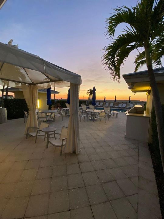 Astor Pool Sunet