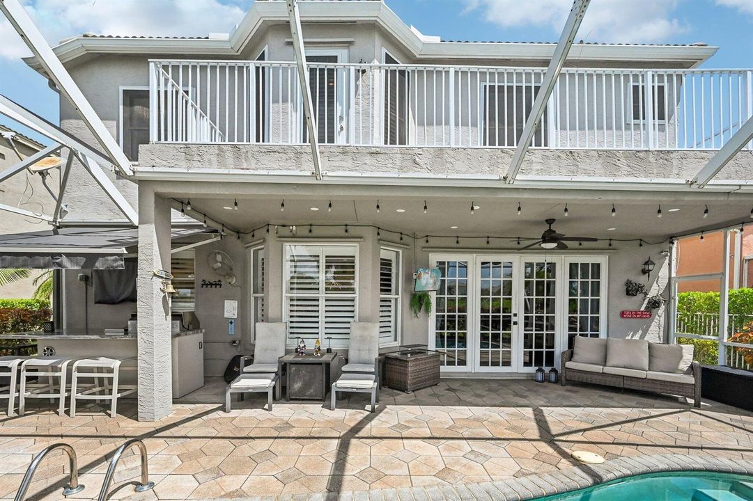 48-web-or-mls-Westmont Dr-S0908-048