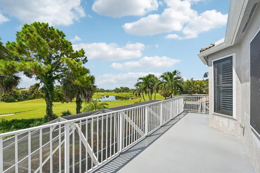 41-web-or-mls-Westmont Dr-S0908-041