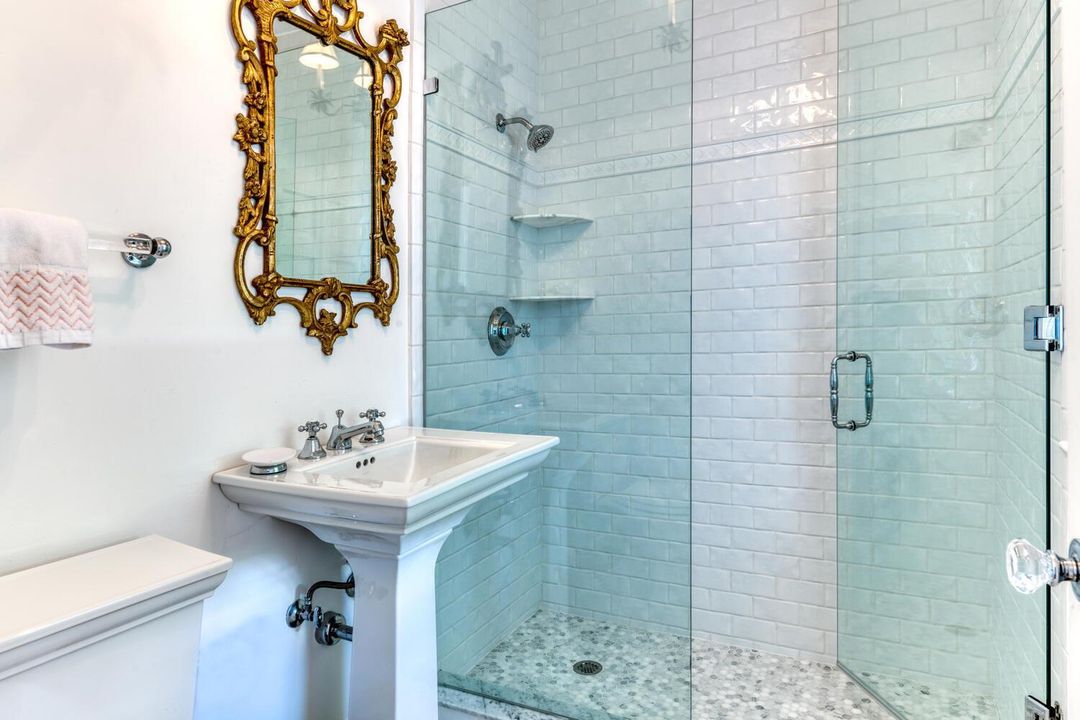 229 Pendleton Ave Palm Beach-large-014-0