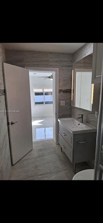 For Rent: $4,950 (4 beds, 3 baths, 3766 Square Feet)