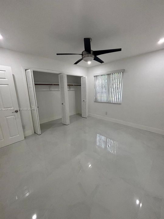 En Renta: $4,950 (4 camas, 3 baños, 3766 Pies cuadrados)