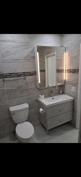 For Rent: $4,950 (4 beds, 3 baths, 3766 Square Feet)