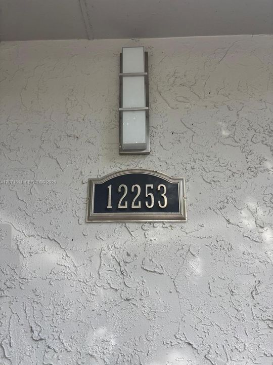 En Renta: $4,950 (4 camas, 3 baños, 3766 Pies cuadrados)