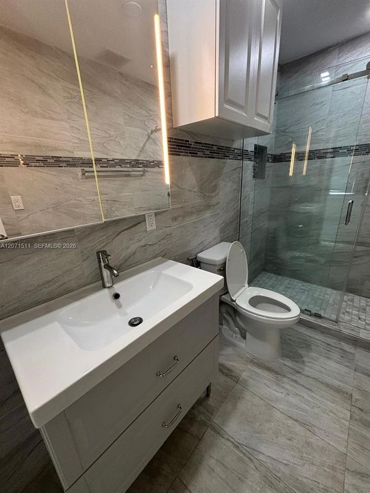 En Renta: $4,950 (4 camas, 3 baños, 3766 Pies cuadrados)